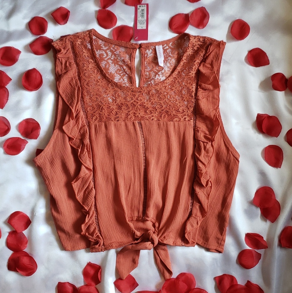 Tie Front Crop Top